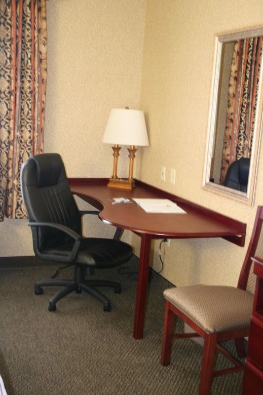 Hampton Inn & Suites Toledo-Perrysburg Rossford Værelse billede