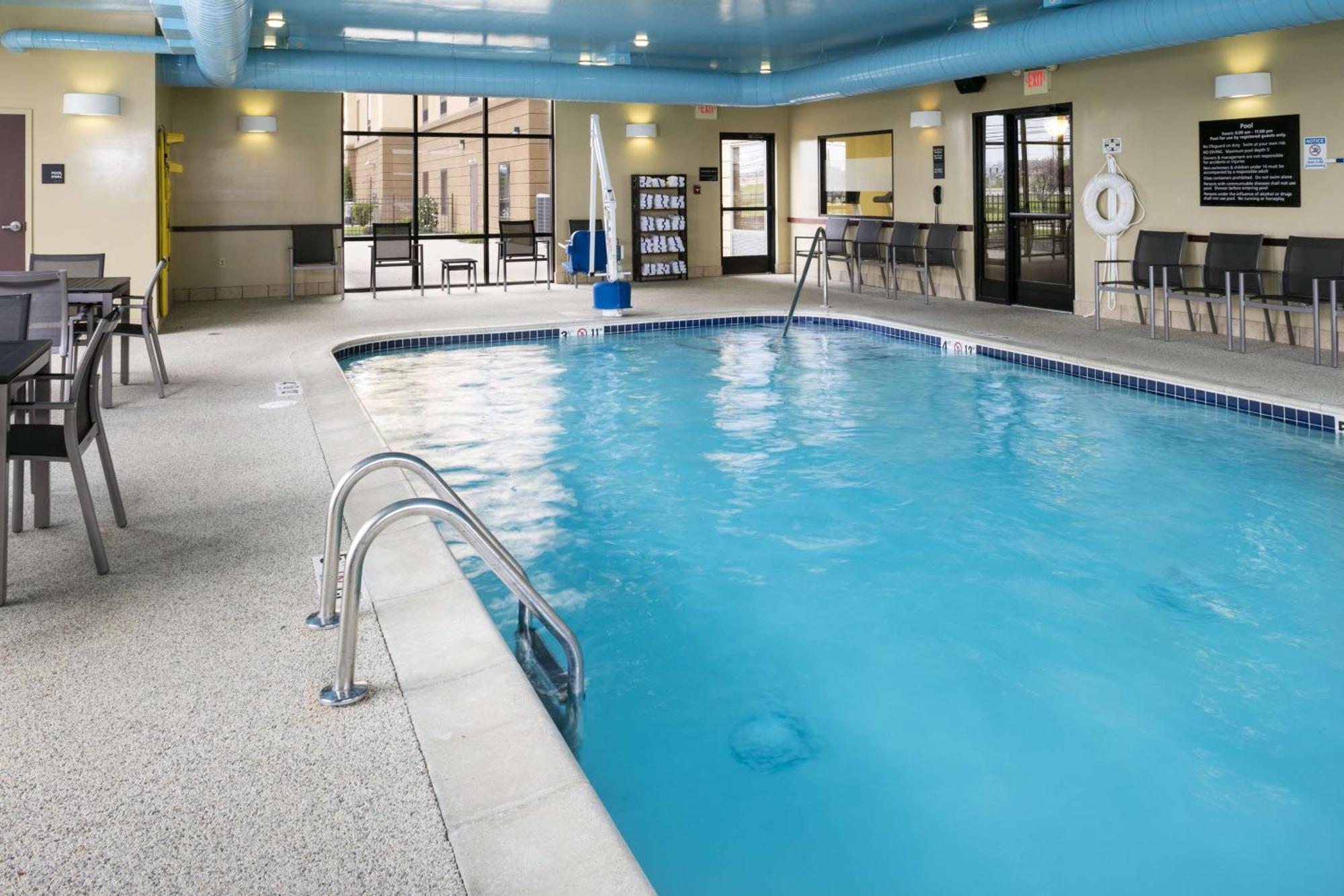 Hampton Inn & Suites Toledo-Perrysburg Rossford Eksteriør billede
